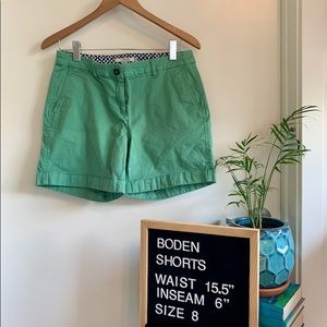 Boden Chino Shorts